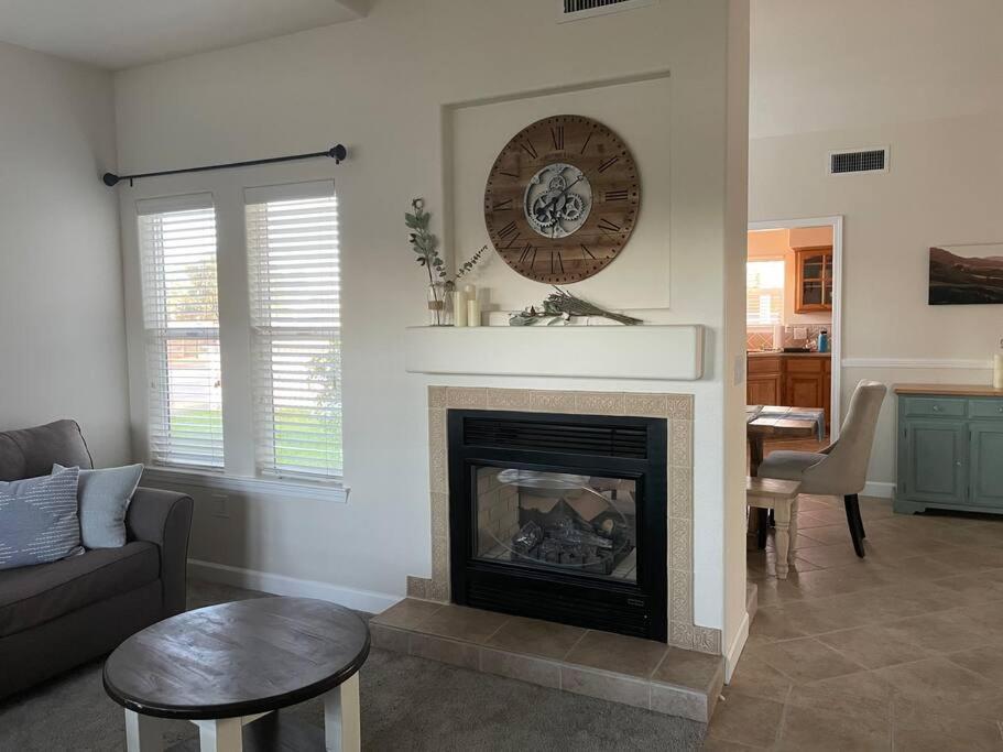 Our Farmhouse, Our Place: Cozy And Cute Homestead! Paso Robles Εξωτερικό φωτογραφία